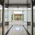 Incognito Otel 3*